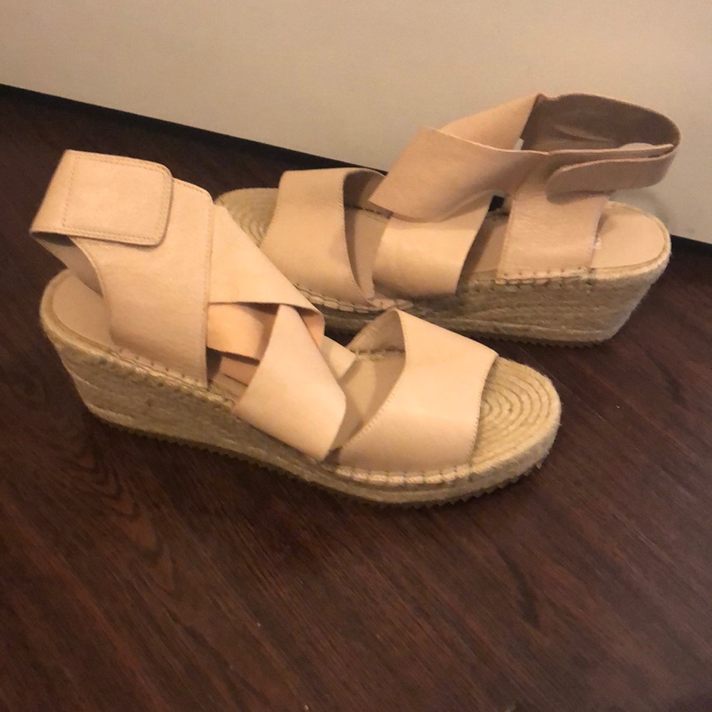 Eileen Fisher Tan Espadrilles